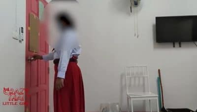 คลิปนักเรียน นักเรียนสาวกระโป่งแดงขึ้นขย่มควยอย่างเด็ด