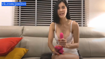 หลุดvk คลิปไลฟ์สดสอนเสียว โดย น้องแนท