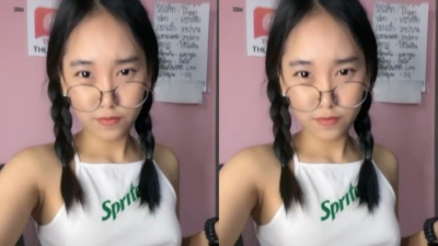 คลิปหลุดใหม่ๆ สาวนักศึกษาเกี่ยวหีโชว์