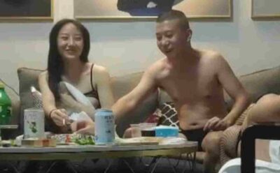 คลิปหลุดทางบ้าน มั่วเซ็กส์ ทางบ้าน 4p สลับกันเย็ด